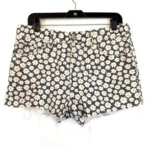 Zara Gray White Daisy Floral Denim Raw Hem Shorts Size 10